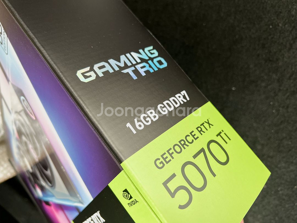[미개봉]MSI RTX 5070 Ti 게이밍 트리오 팔아요.--1
