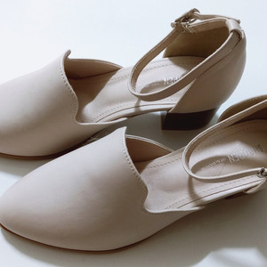 여성 단화 구두 슬링백 플랫슈즈 240