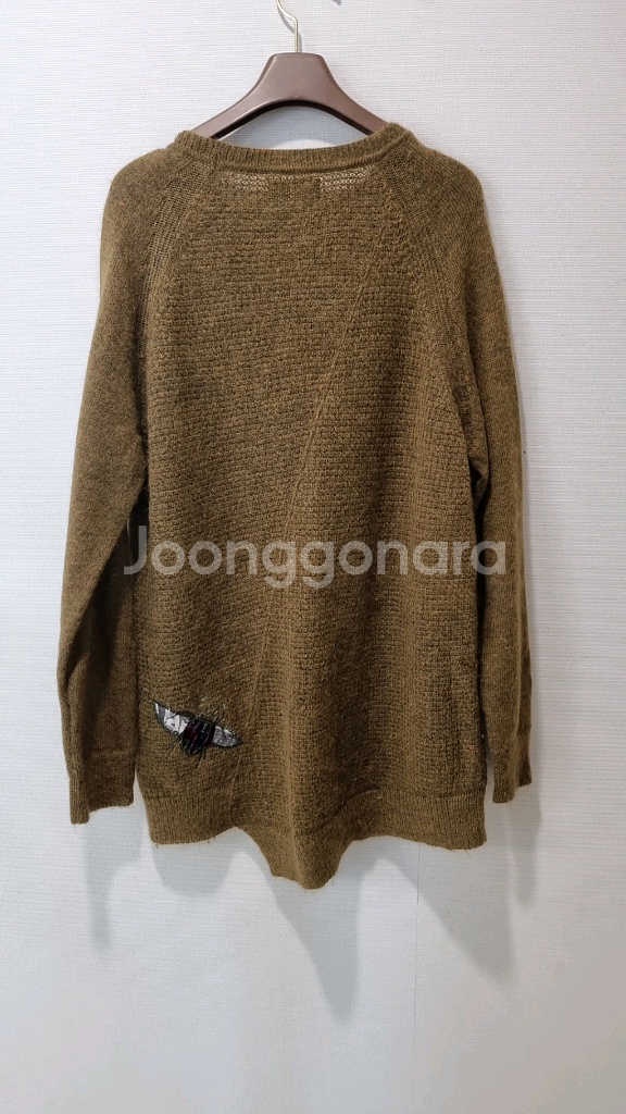 TIME 타임] 입체 자수 벌 포인트 울·모헤어 블렌드 니트 (F)--4