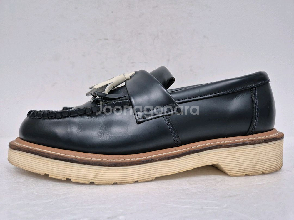 닥터마틴 아드리안 로퍼 240--1