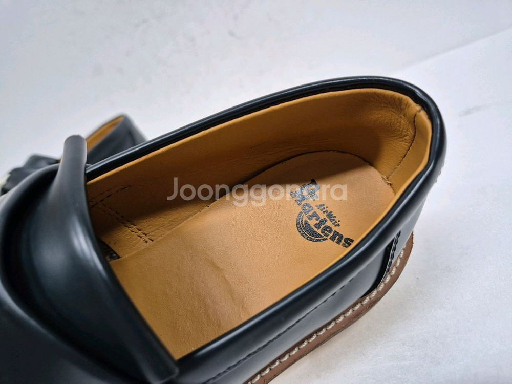 닥터마틴 아드리안 로퍼 240--7