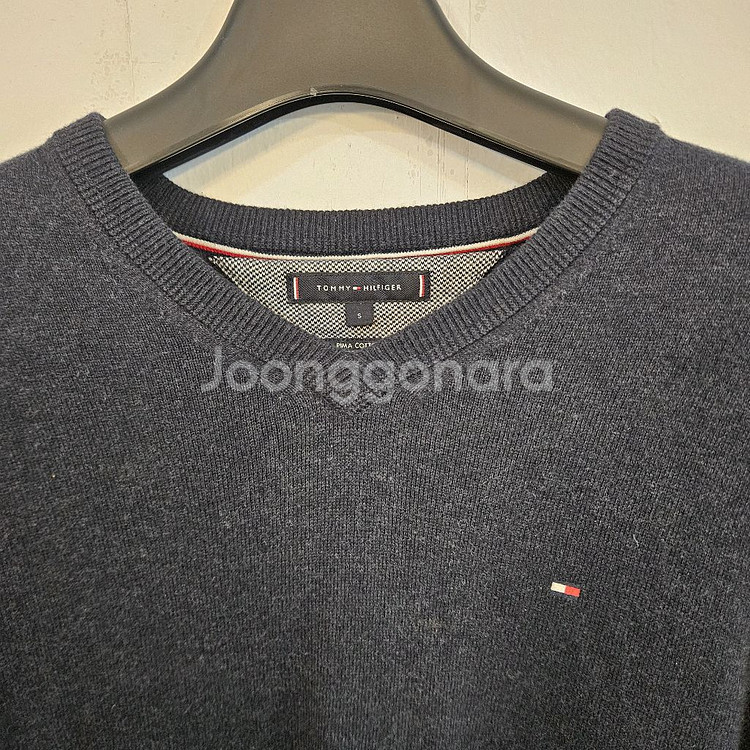 90(S)/실측100(L)타미힐피거 캐시미어 V넥 니트--1