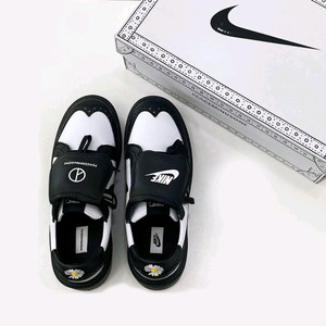 나이키 피스마이너스원 콜라보 권도1 운동화 250 (새상품급)