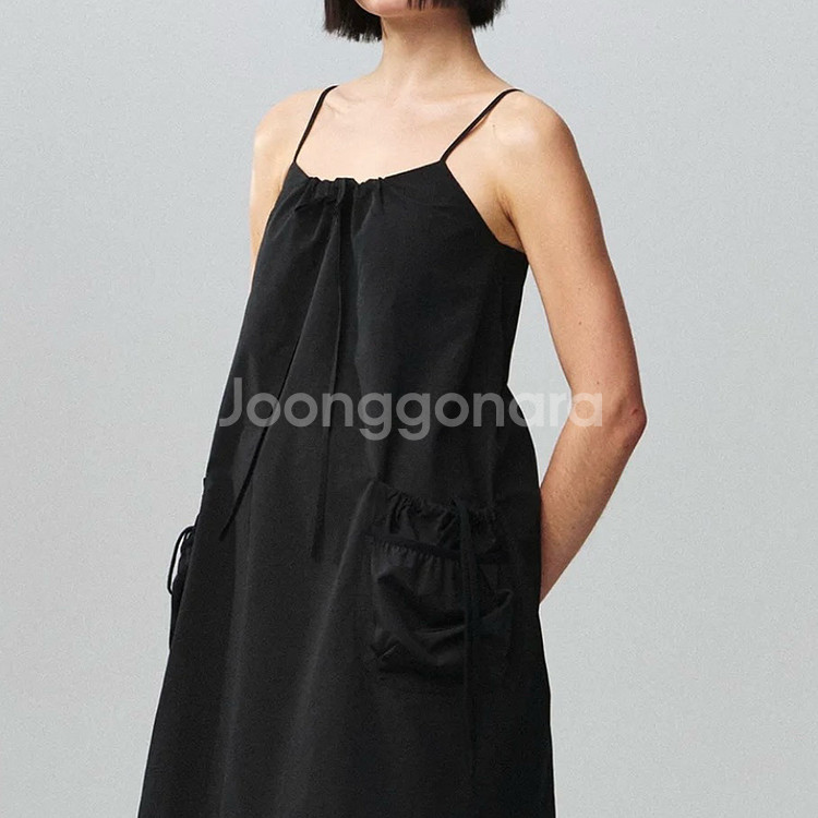 KIJUN 셔링 포켓 미니 원피스 블랙--0