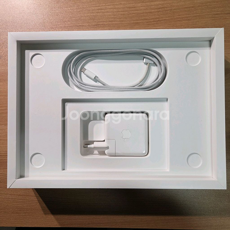 apple MacBook m1 pro 14--4