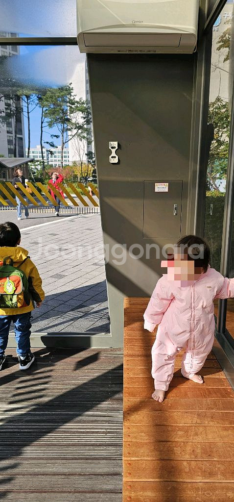 여아 아가방 오리털 덕다운 무봉제 패딩 우주복 80호--1