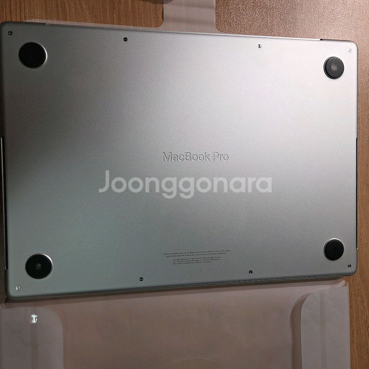 apple MacBook m1 pro 14--16
