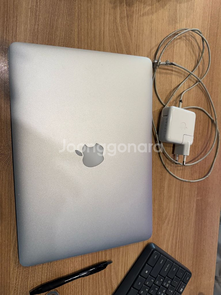 맥북에어 13인치 2012년형--1