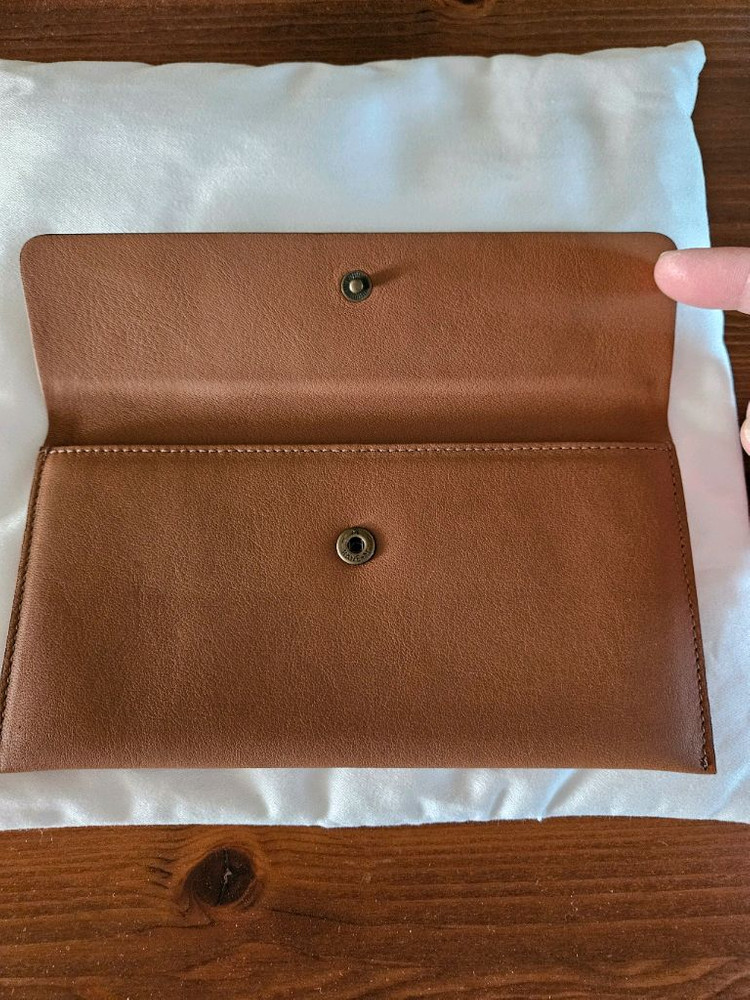 (새상품)리틀파머스 슬림 레더 장지갑 판매해요--3