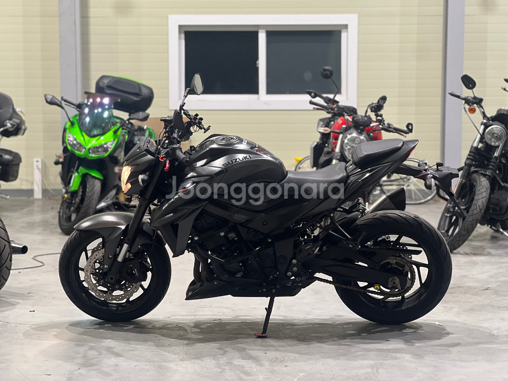 21년식 스즈키 GSX-S 750 판매합니다--5