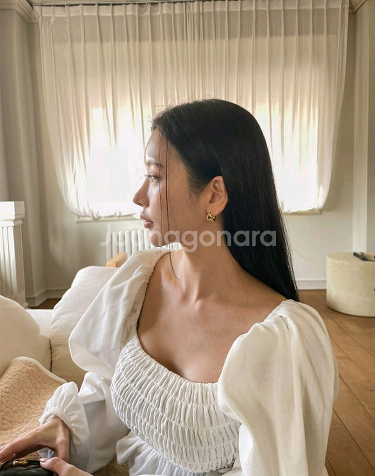 18k골드_삼각 볼륨 링귀걸이--0