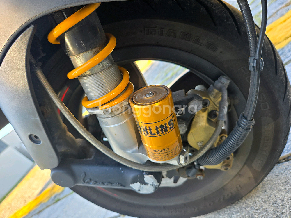 베스파 GTV300 세이조르니2--0