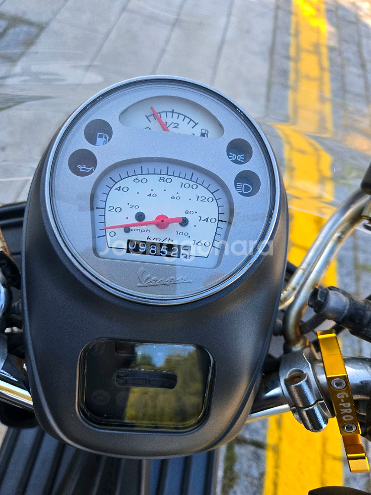 베스파 GTV300 세이조르니2--1