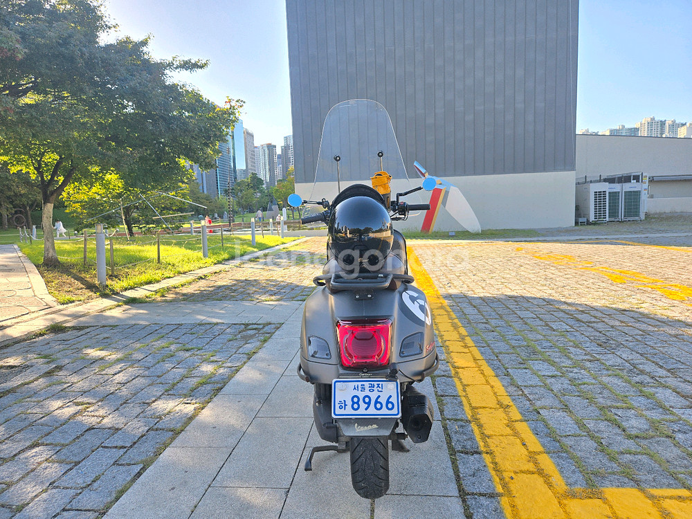 베스파 GTV300 세이조르니2--3