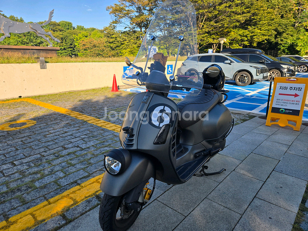 베스파 GTV300 세이조르니2--6