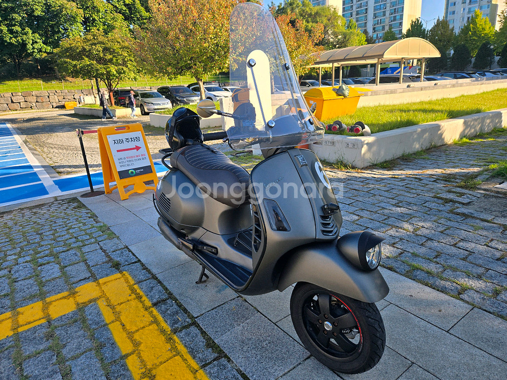 베스파 GTV300 세이조르니2--7