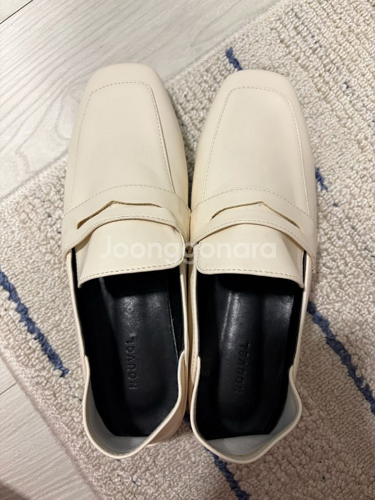 아이보리 로퍼 245--0