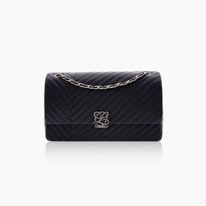 루이까또즈 소가죽 블랙 체인 숄더 퀼팅 가방 숄더백