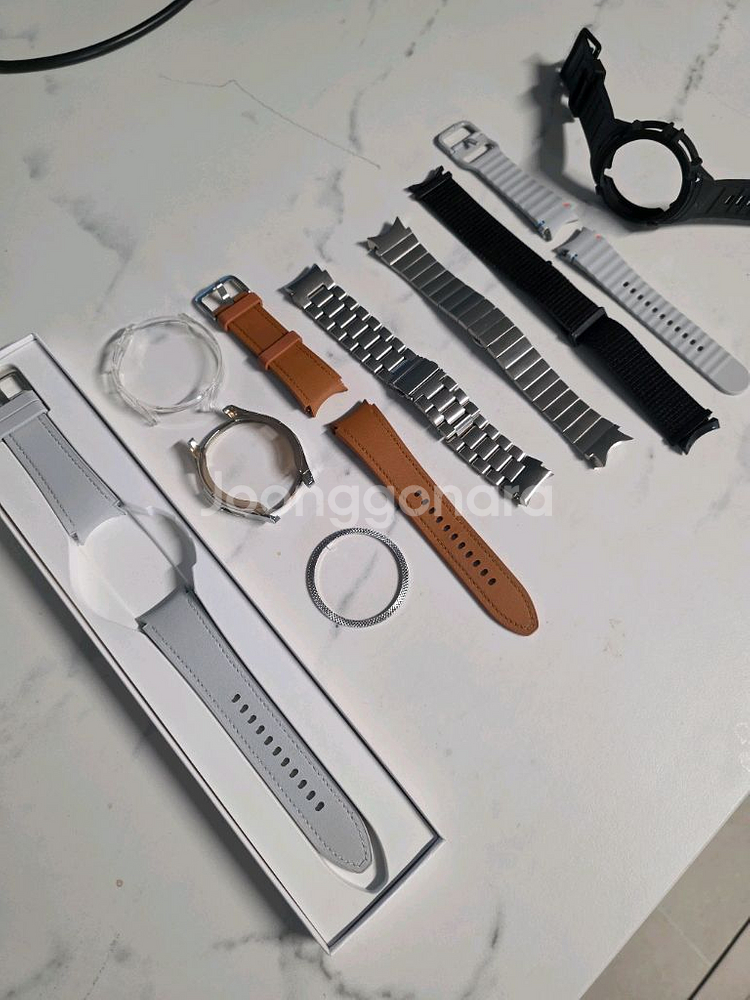 갤럭시워치6 클래식 47mm 실버 LTE 자급제--3