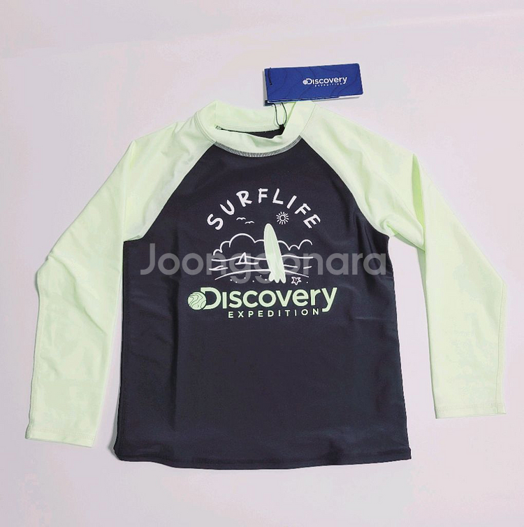 새상품)디스커버리 키즈 래쉬가드 세트 130--1