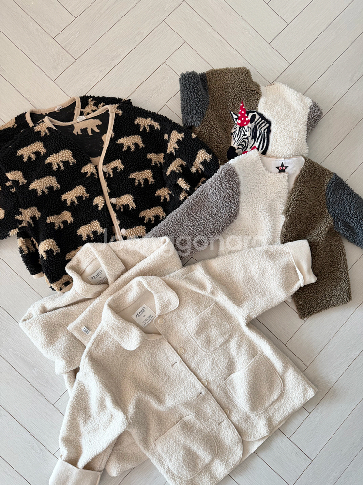 쌍둥이 옷 여아쌍둥이 뽀글이아우터 총6벌 일괄 (우체국택배포함)5~7세--0