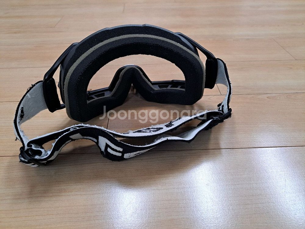 변색렌즈 자전거 전동킥보드 고글 팝니다!--4