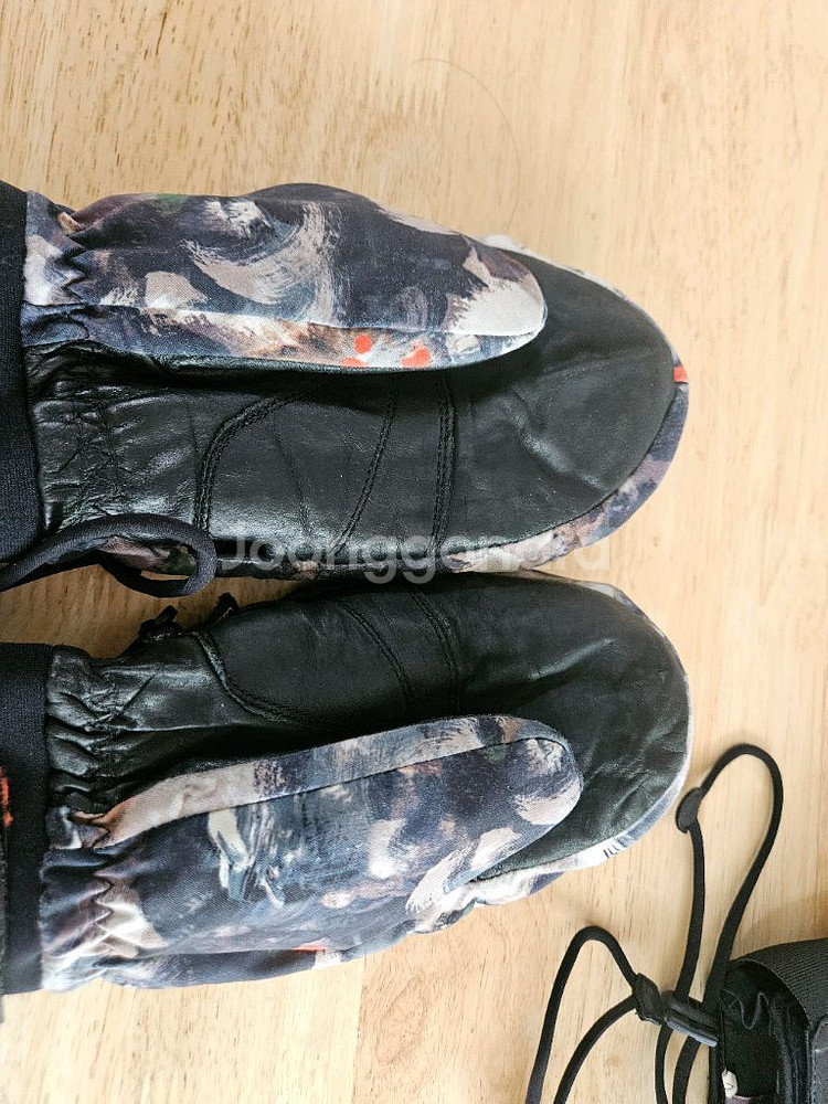 2324 카레타 보드 장갑 L--1