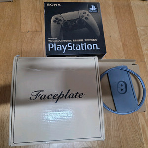 미사용 PS5 듀얼센스 30주년 에디션+PS5프로디스크용커버+버티컬스탠드