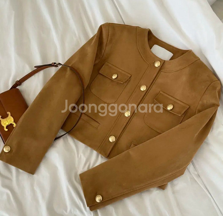 포스트모니션 버닝 스웨이드 금장 자켓 크롭 브론 카멜--2