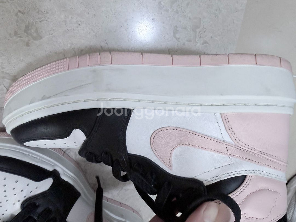 나이키 조던1 엘리베이트 하이 블랙 핑크 240--4