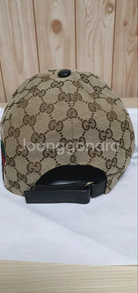 구찌 모자/볼캡 새상품급 정품 XL(감정O)프라다루이비통디올슈프림발렌시아가셀린느--3