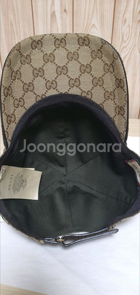 구찌 모자/볼캡 새상품급 정품 XL(감정O)프라다루이비통디올슈프림발렌시아가셀린느--7