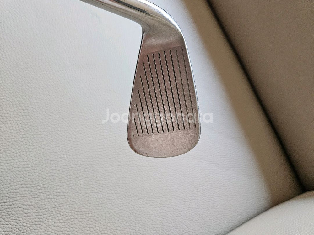 캘러웨이 RAZR TOUR 아이언 4번_NS프로950GH샤프트--1