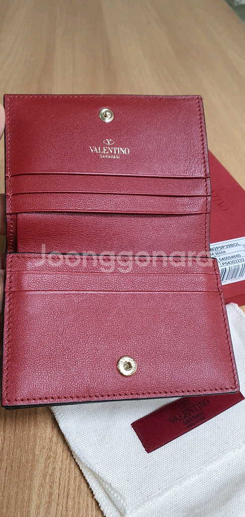 발렌티노 반지갑 카드지갑 정품S급(보증서O)구찌프라다루이비통디올고야드샤넬셀린느보테가생로랑--7