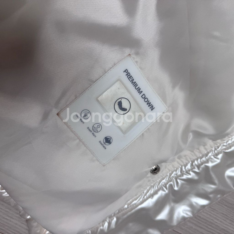 브론 bronn 구스 패딩 진주 숏패딩 글로시 유광 투--7