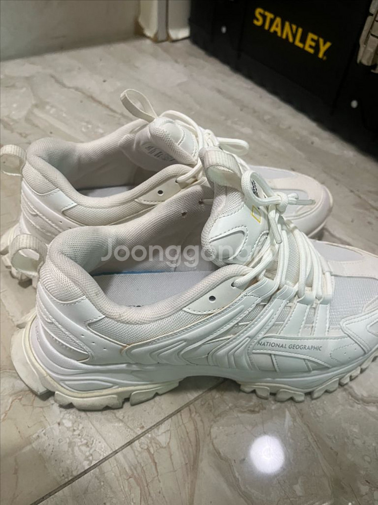 네서널지오그래픽 런닝화 265--0