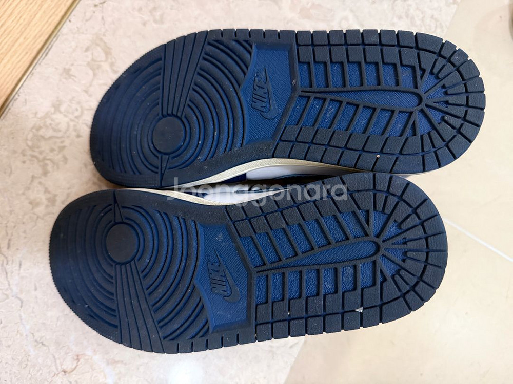 나이키 에어 조던1 미드 네이비--8