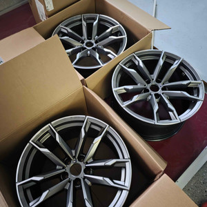 bmw z4 40i 800m 19인치 순정 휠 1대분 1짝 새거