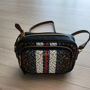 Burberry(버버리) TB모노그램 크로스백