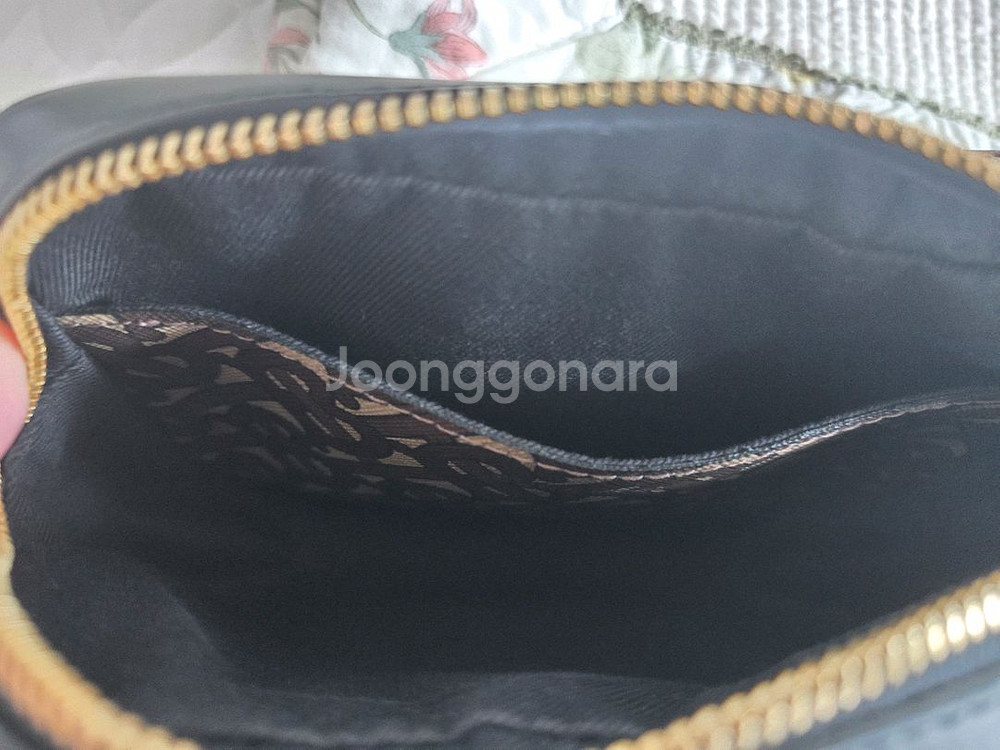 Burberry(버버리) TB모노그램 크로스백--3