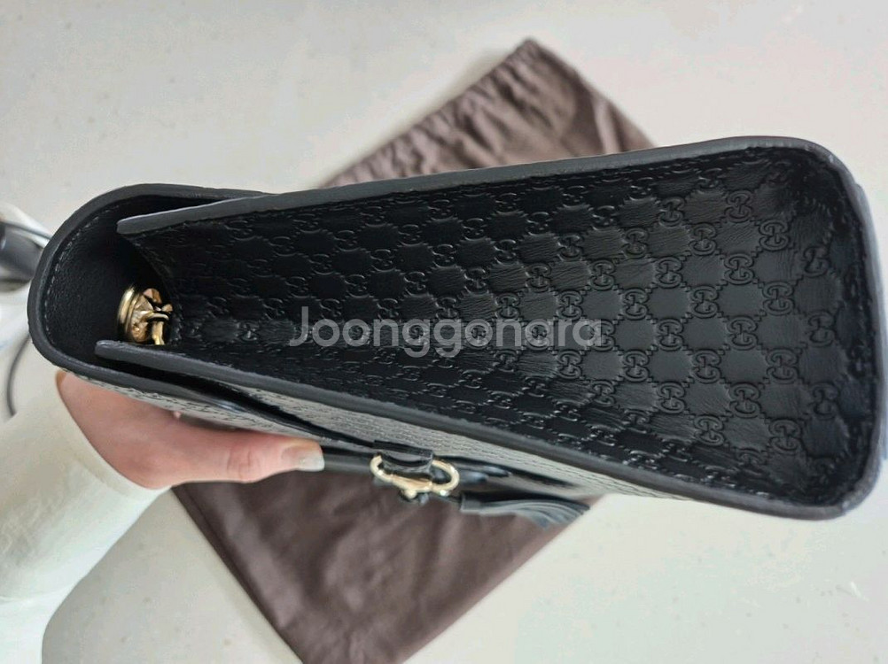 구찌 GG 마이크로시마 에밀리 체인 숄더백 라지--5