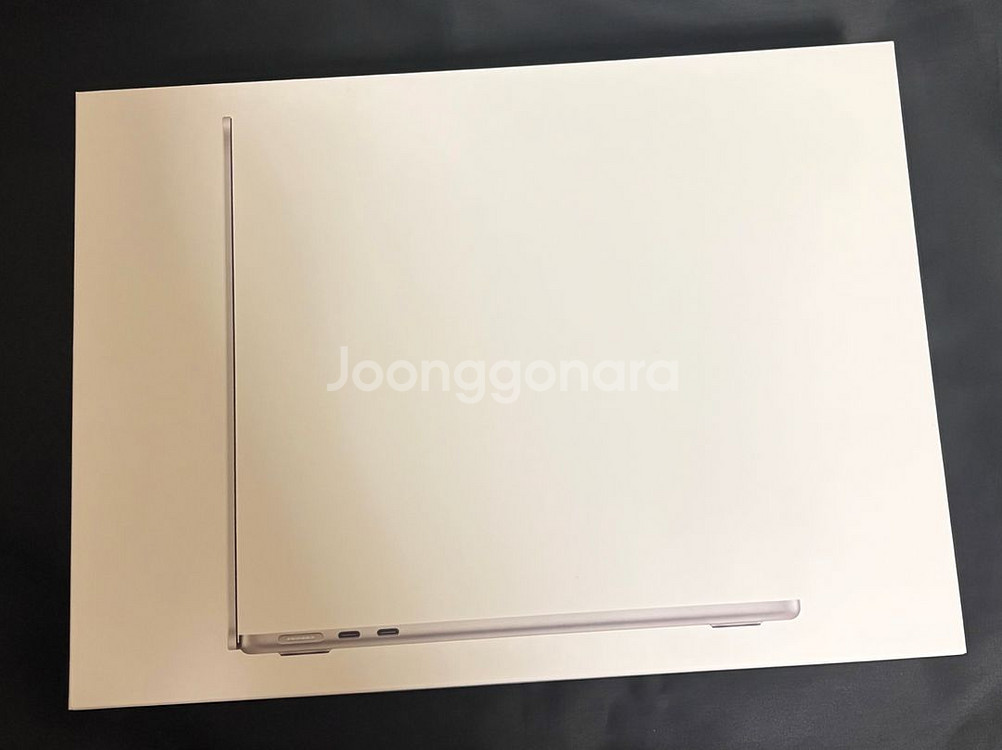 미개봉 맥북 에어 M4 13 16/256 실버직거래시 130에 드려요직거래장소 종로세무서--0
