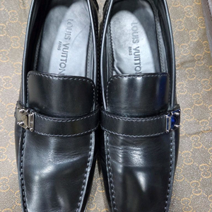 루이비통 남성 로퍼