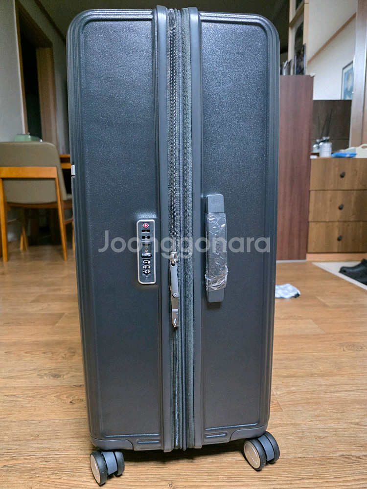 [미사용]샘소나이트 아지오 하드케이스 캐리어 28인치--2