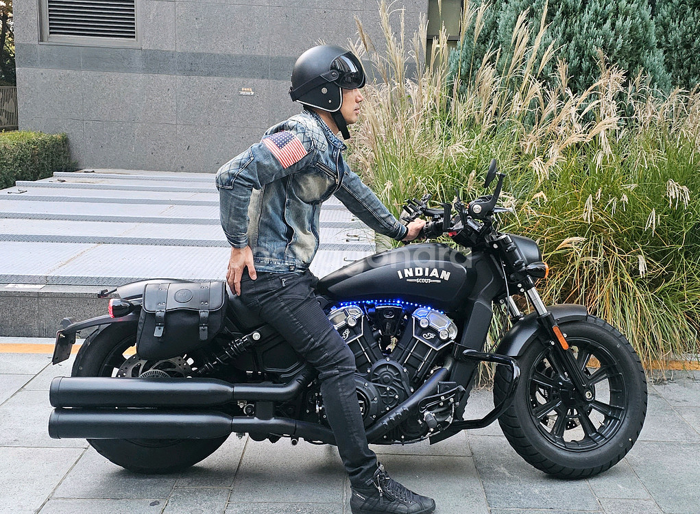 인디언 스카우트 오토바이--0