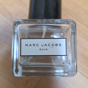 마크제이콥스 레인 향수 레인 공병