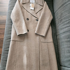 쏘울 라쿤 호주울 프리미엄 정려원 핸드메이드 더블코트 판매해요