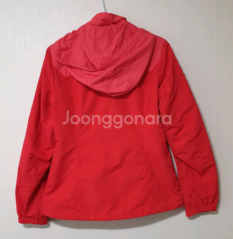 네파 여성용 바람막이 자켓 95사이즈--1