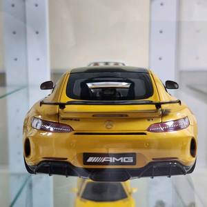 1:18 다이캐스트 오토아트 amg gtr 팝니다