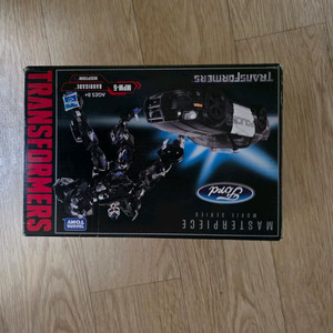 트랜스포머 마스터 피스 제품 판매합니다